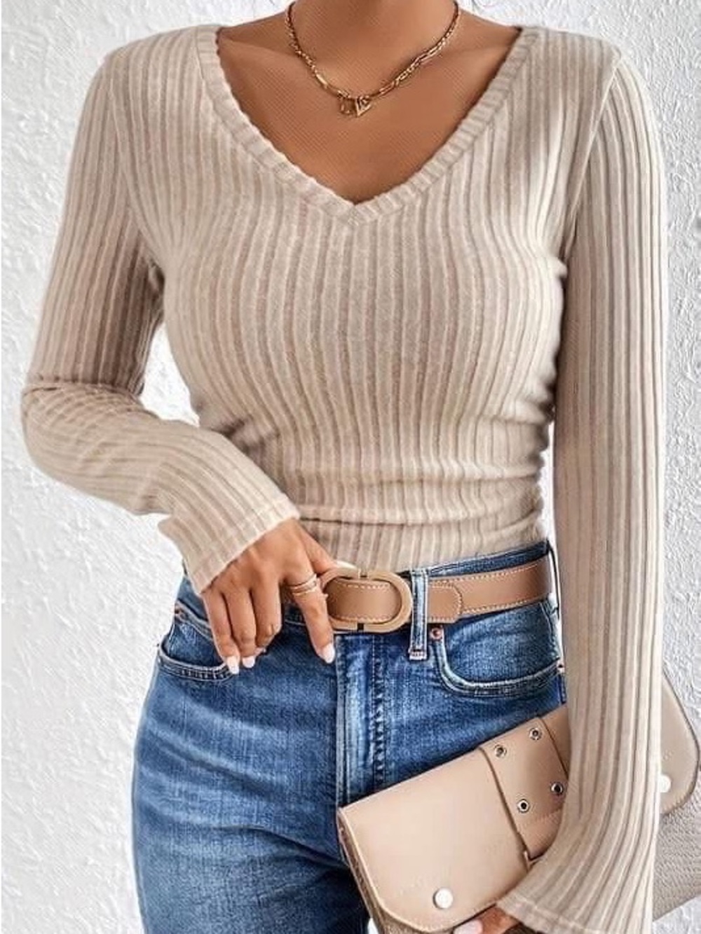 Women's Ribbed V-Neck Sweater in Beige